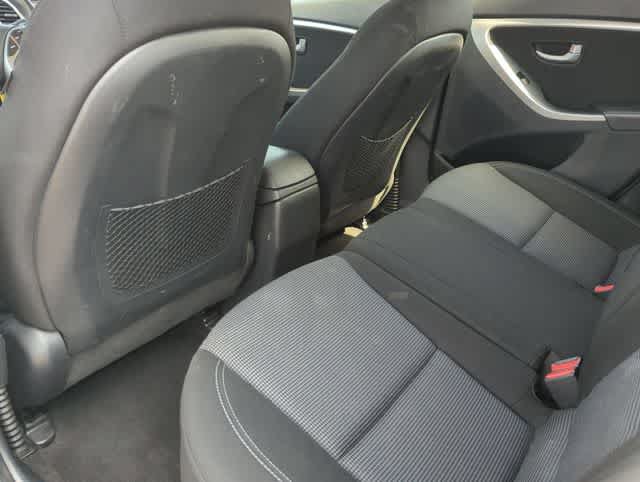 Used 2015 Hyundai Elantra GT FWD image 18