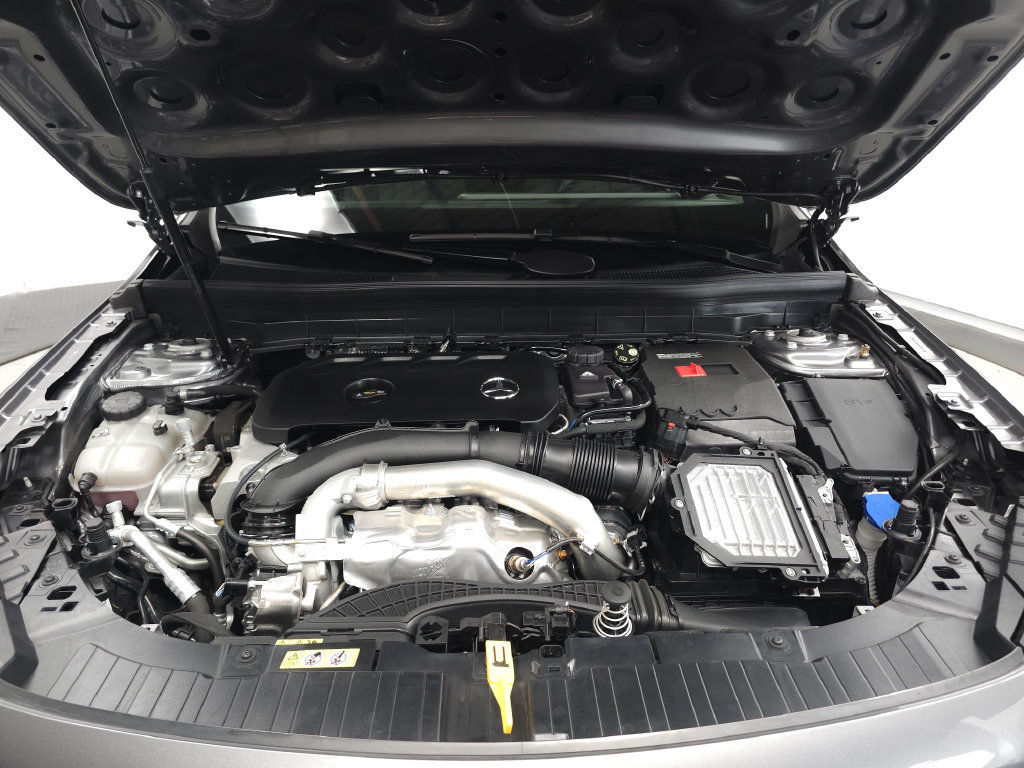 Certified 2026 Mercedes-Benz GLB 250 4MATIC image 33