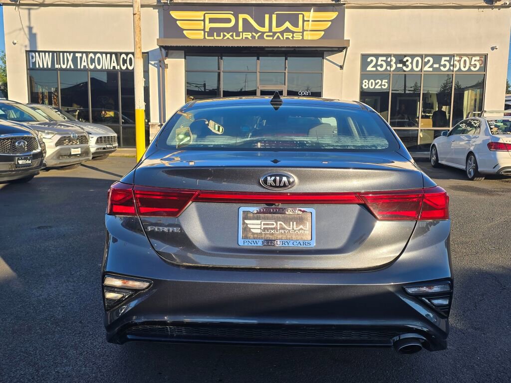 Used 2019 Kia Forte LXS FWD image 8