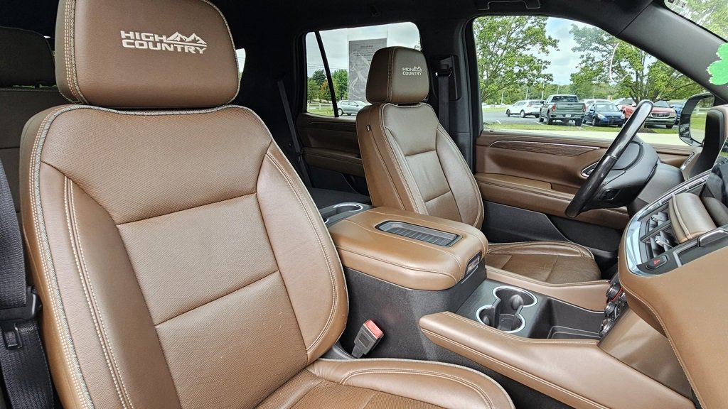 Used 2021 Chevrolet Tahoe High Country image 13