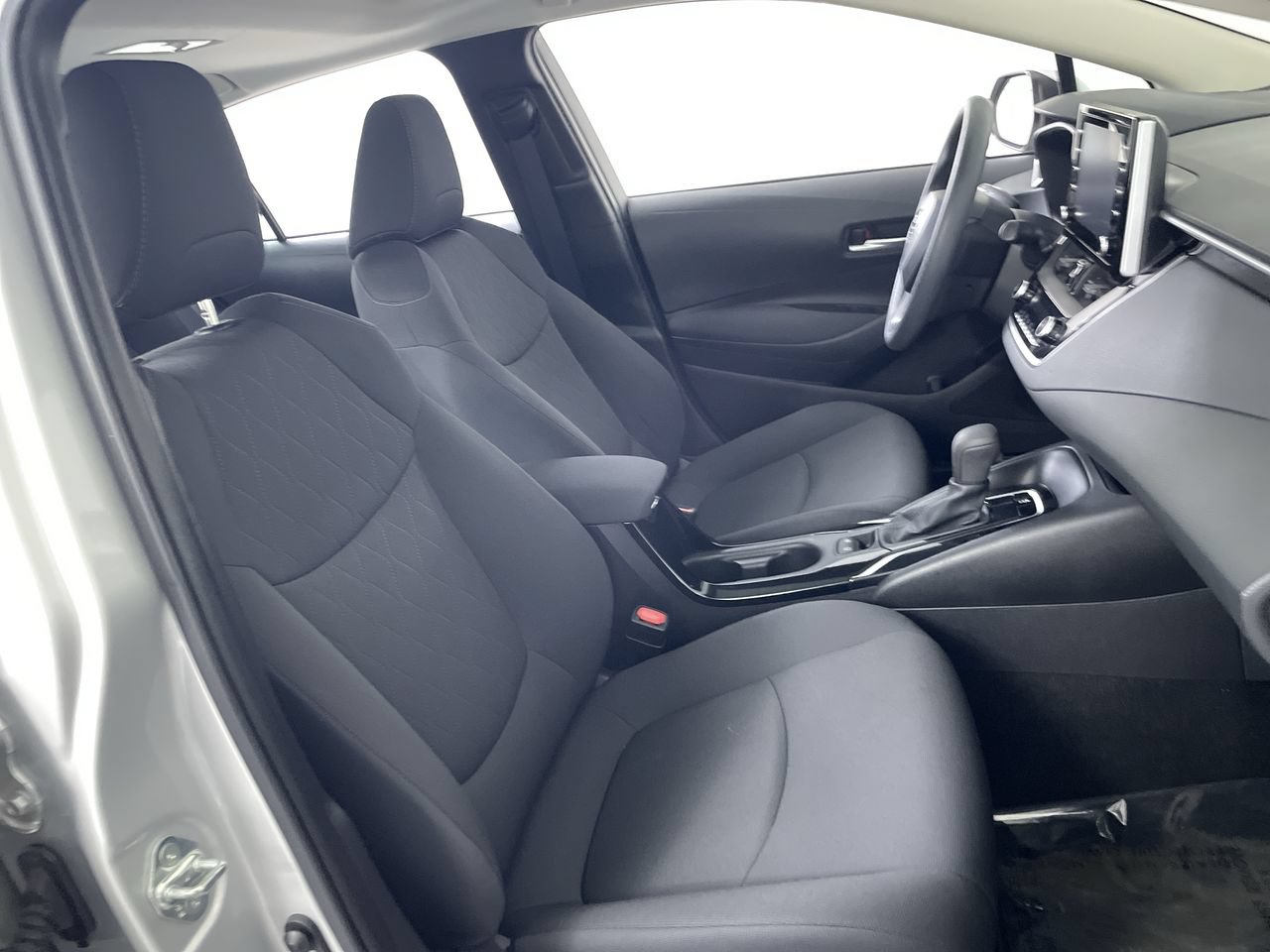 Used 2020 Toyota Corolla LE w/ LE Premium Package FWD image 26