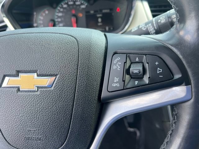 Used 2017 Chevrolet Trax LT w/ Sun & Sound Package FWD image 22