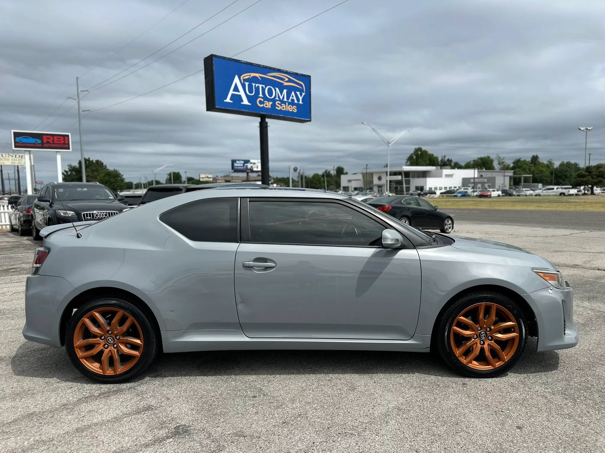 Used 2014 Scion tC Monogram Series FWD image 5