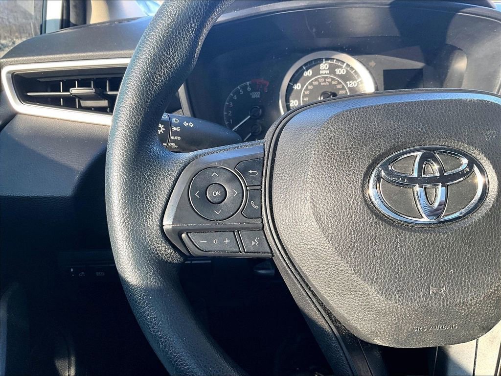 Used 2022 Toyota Corolla LE image 13