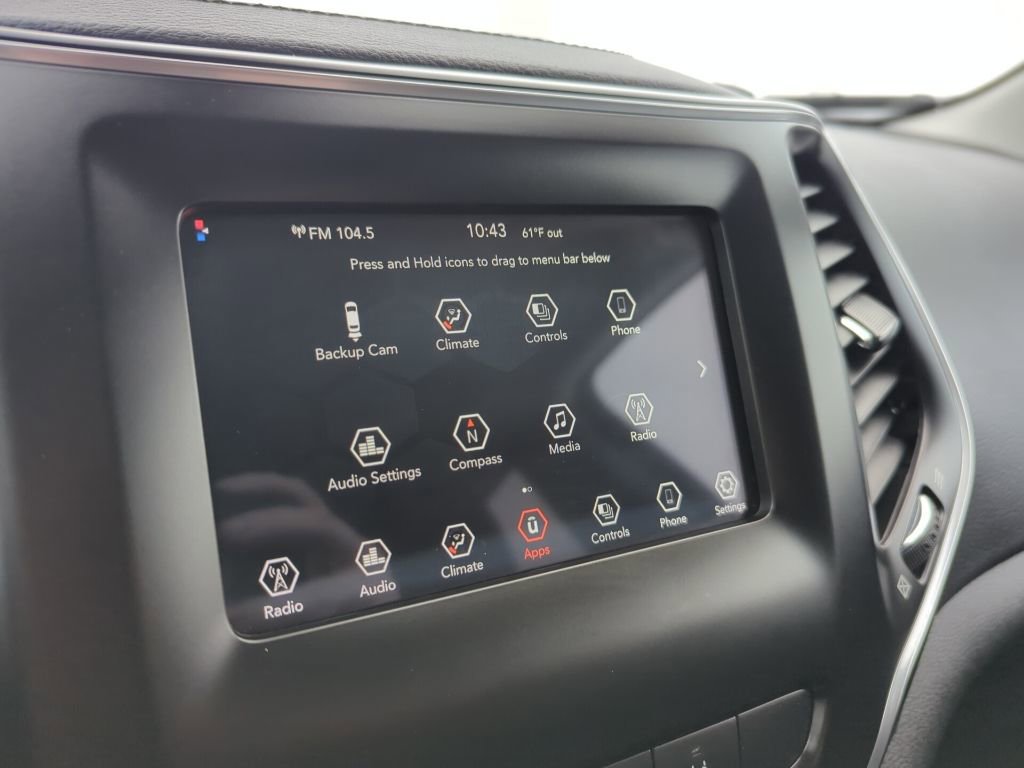 Used 2021 Jeep Cherokee Latitude image 17