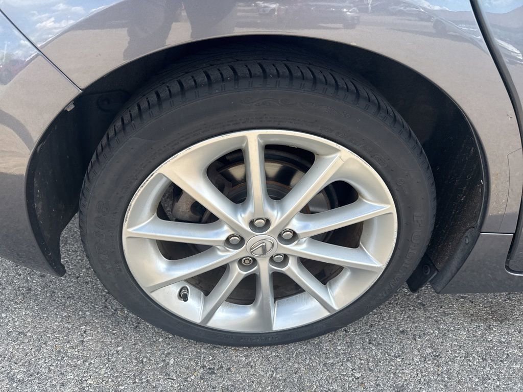 Used 2012 Lexus CT 200h Premium image 14