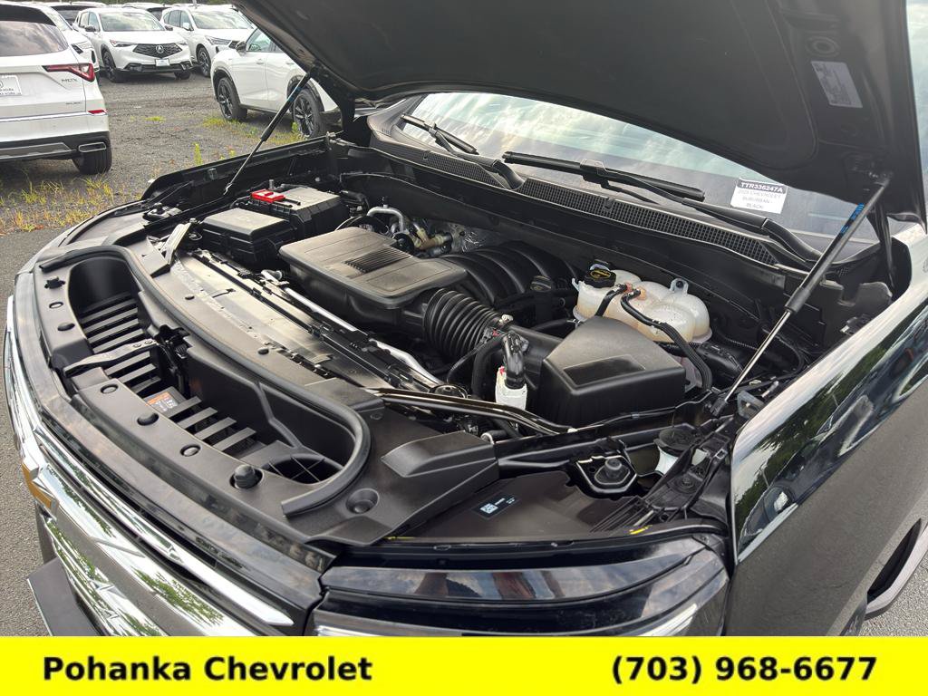 Certified 2025 Chevrolet Suburban Premier AWD/4WD image 31