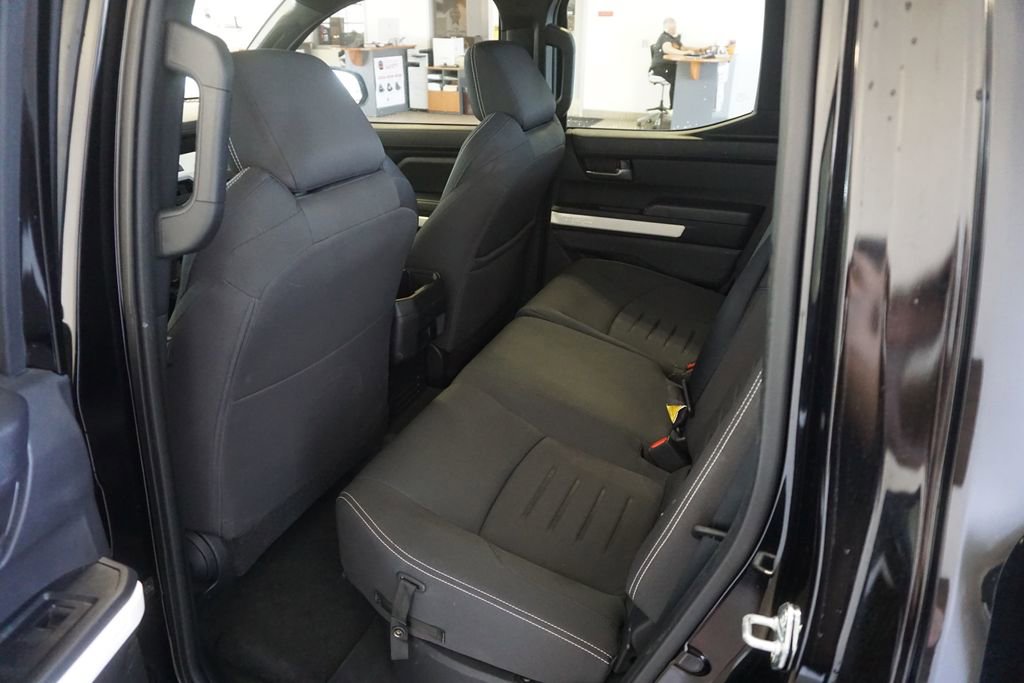 Used 2024 Toyota Tacoma TRD Off-Road AWD/4WD image 18