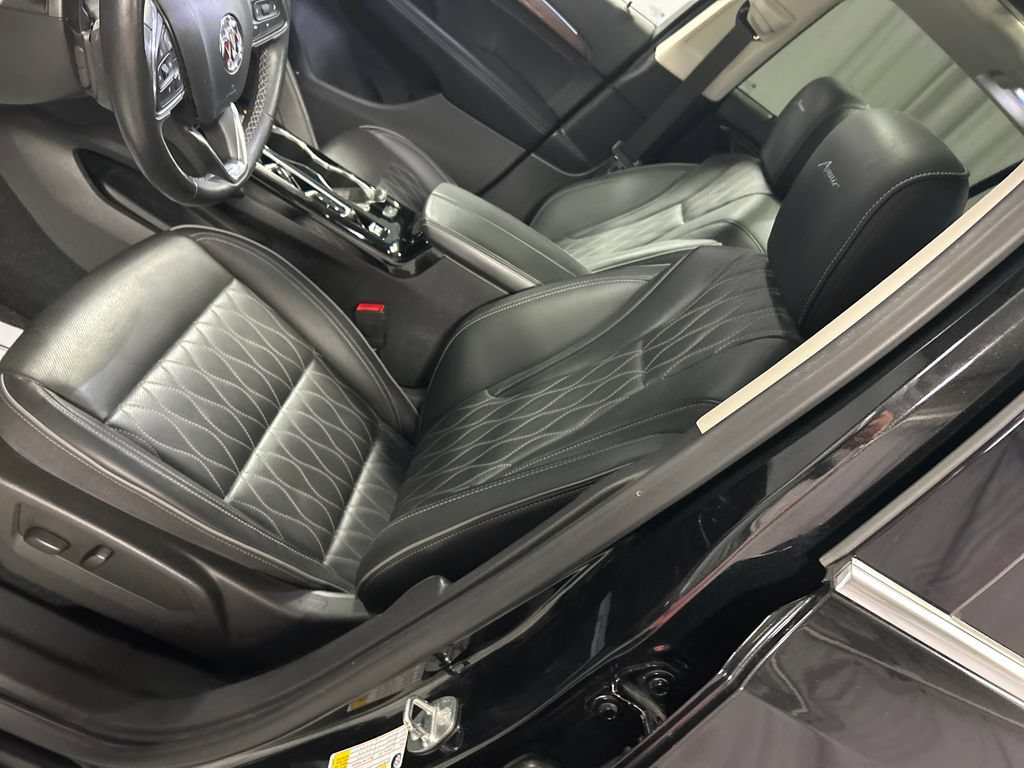 Used 2023 Buick Envision Avenir FWD image 10