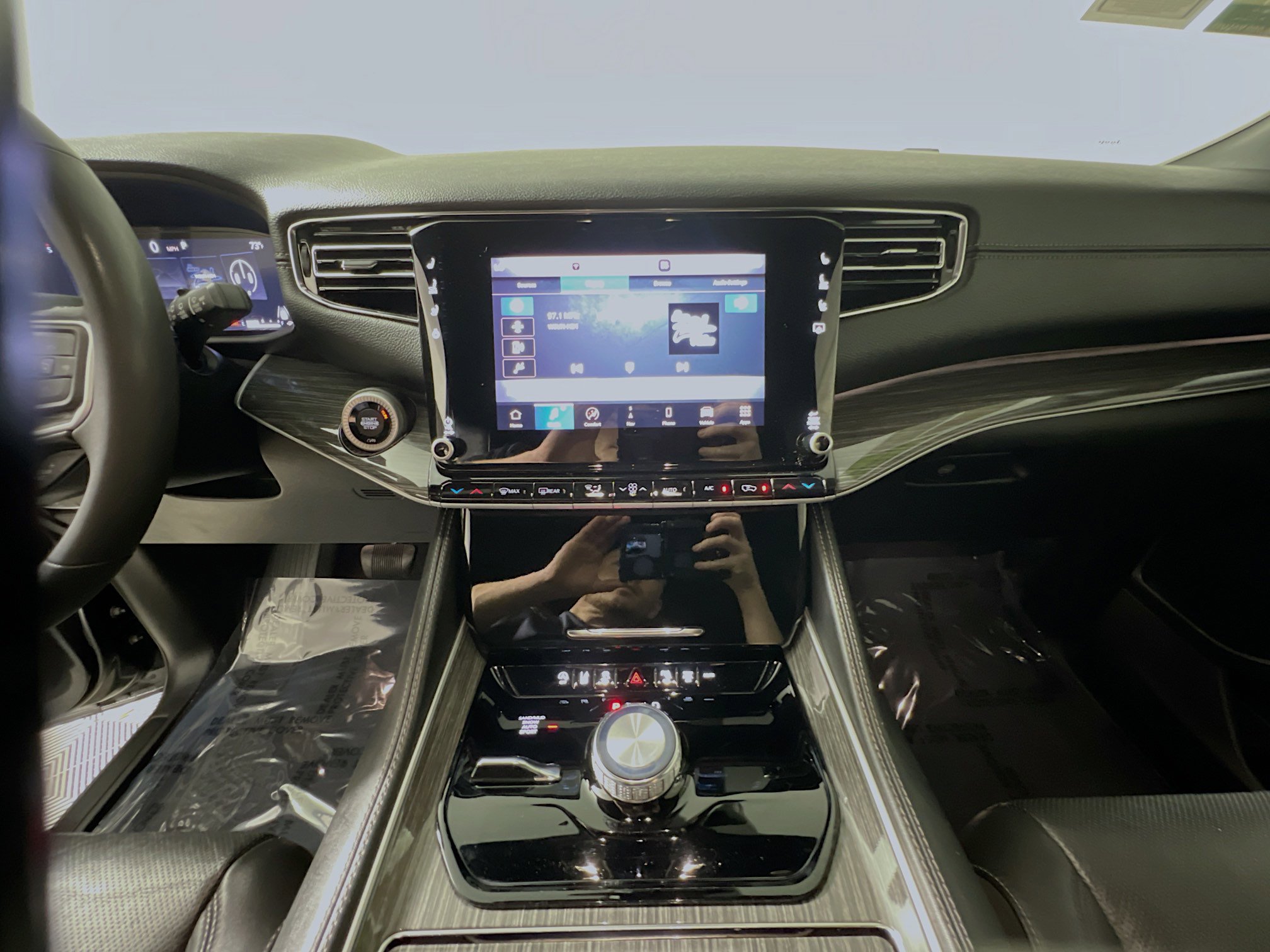 Used 2022 Jeep Wagoneer Series II image 25