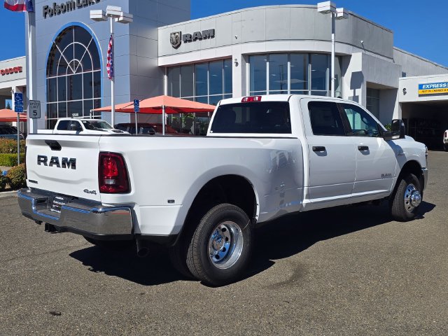 New 2027 RAM 3500 Big Horn AWD/4WD image 4