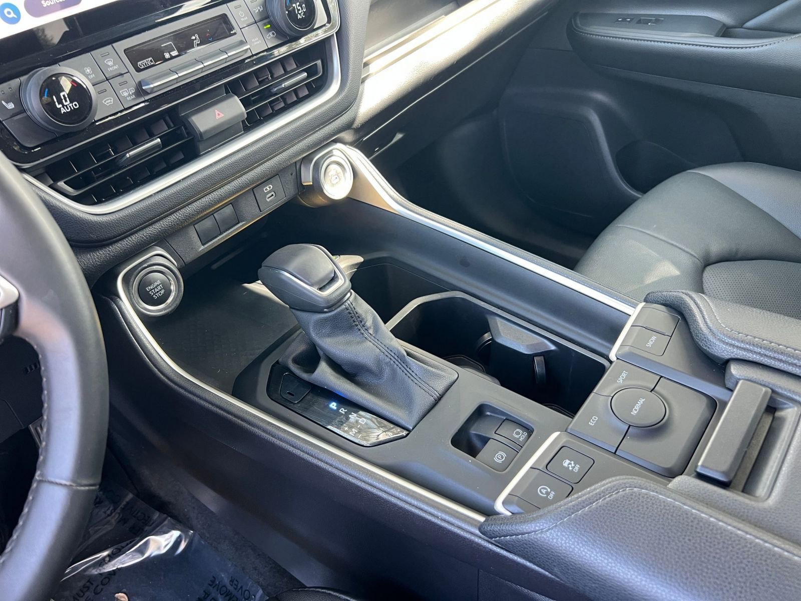 Used 2025 Toyota Grand Highlander FWD image 36