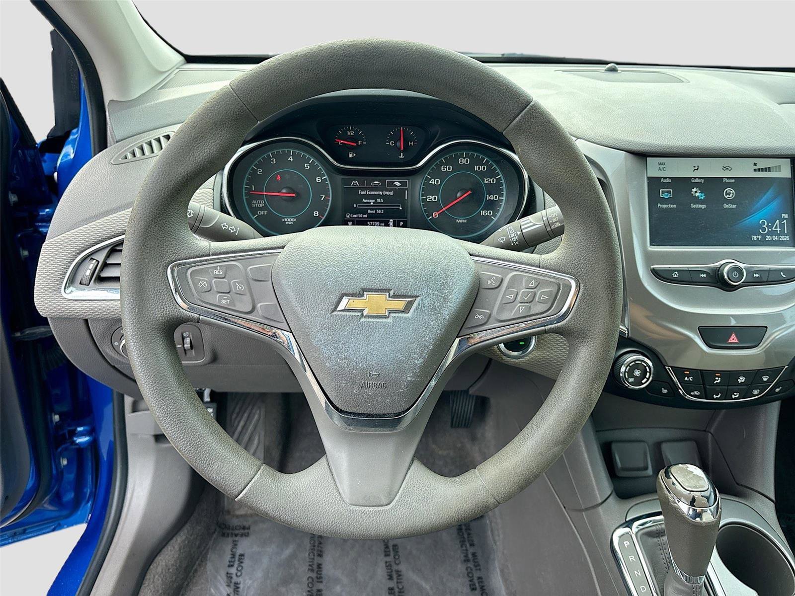 Used 2018 Chevrolet Cruze LT w/ Convenience Package image 11