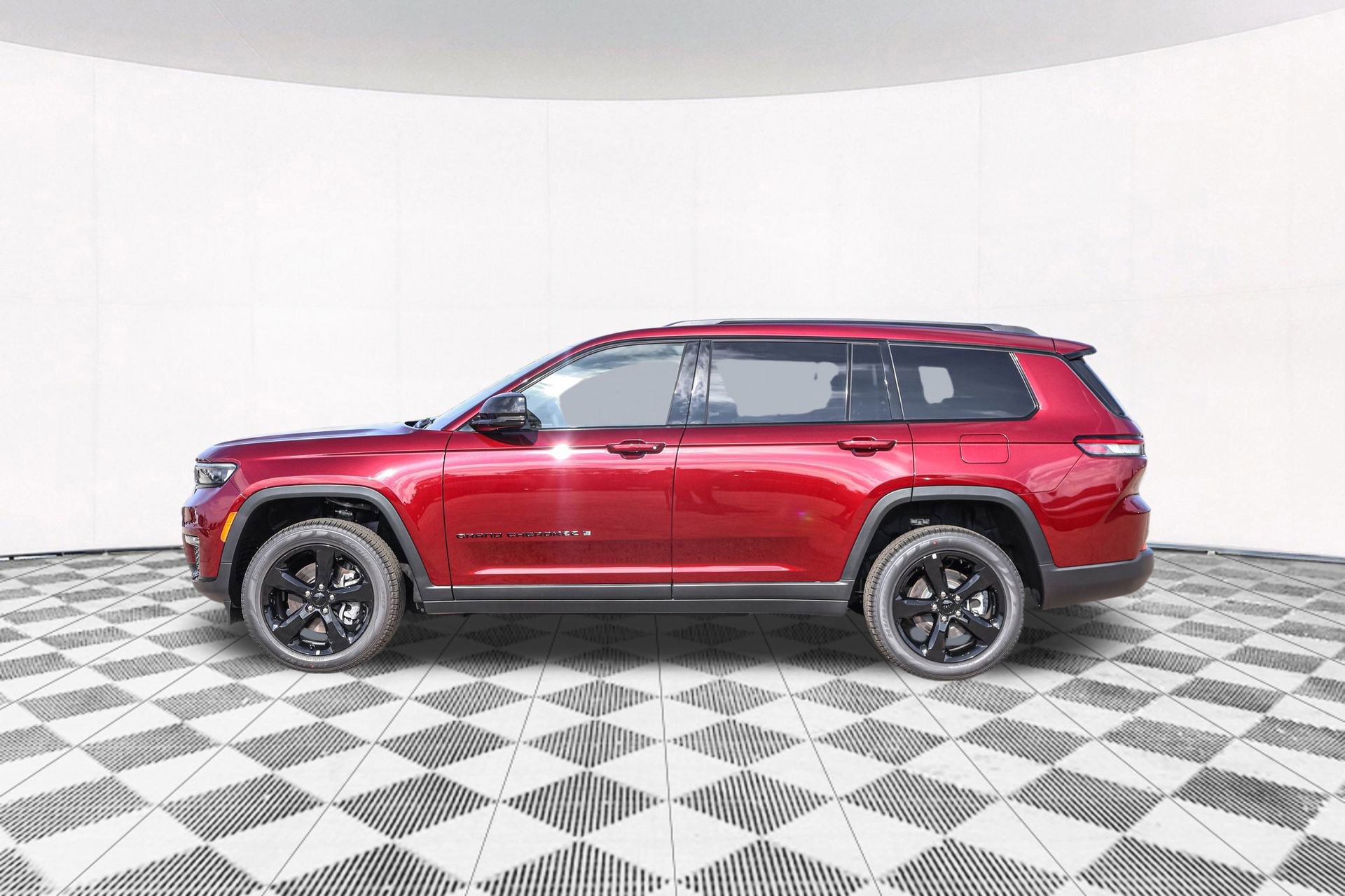 New 2025 Jeep Grand Cherokee L Limited w/ Black Appearance Package image 13