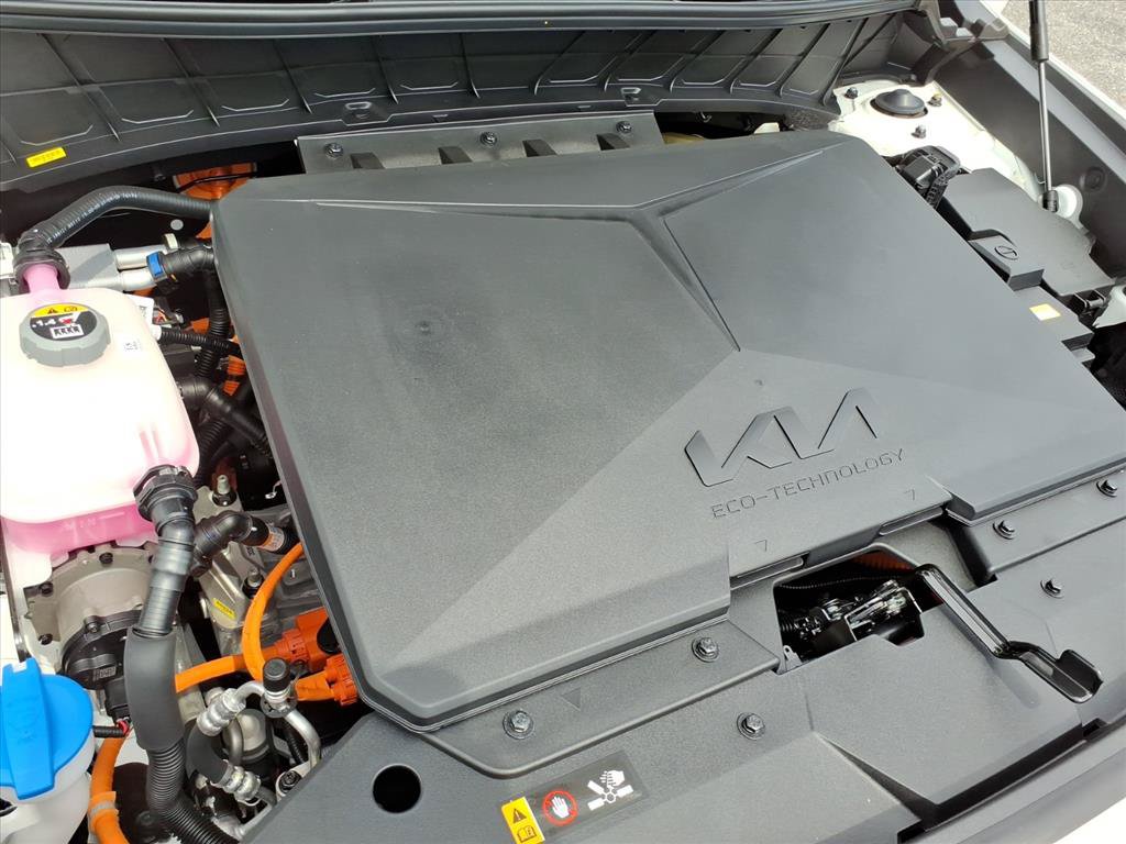New 2026 Kia Niro Wind w/ Wind Preserve Package FWD image 13