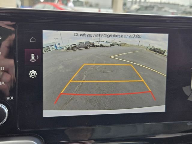 Used 2023 Kia Sorento S w/ Panoramic Sunroof Package image 23