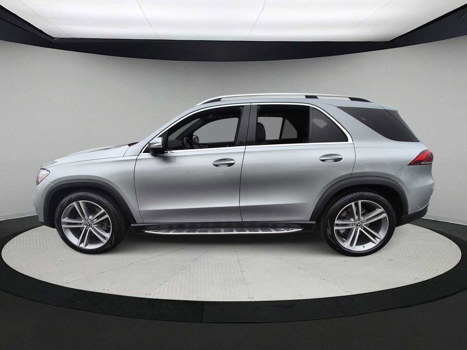 Used 2022 Mercedes-Benz GLE 450 4MATIC image 5