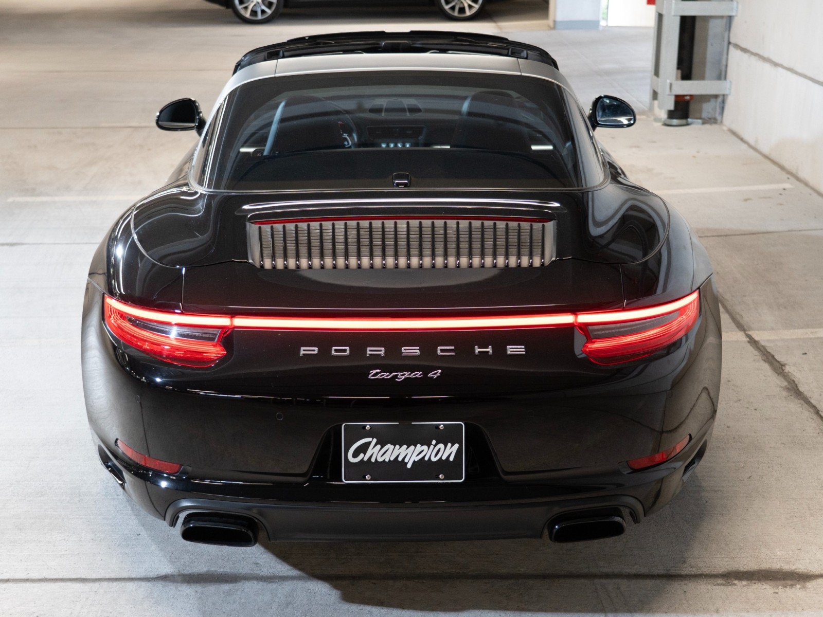 Certified 2018 Porsche 911 Targa 4 AWD/4WD image 10