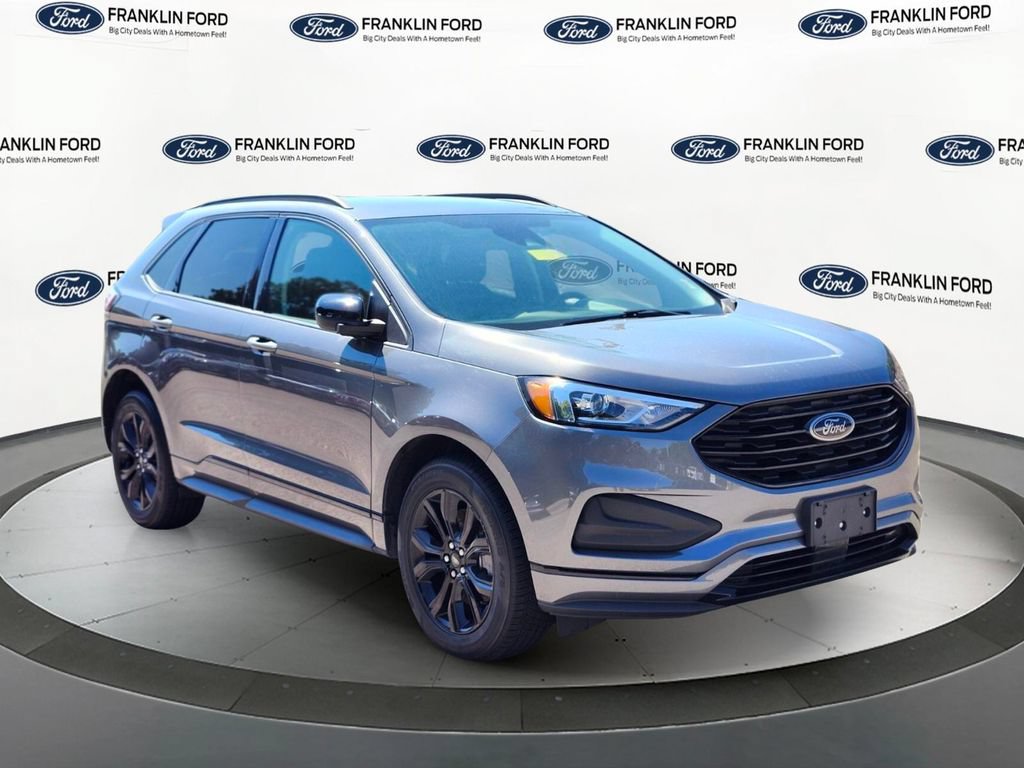 Certified 2022 Ford Edge SE w/ Black Appearance Package AWD/4WD image 7