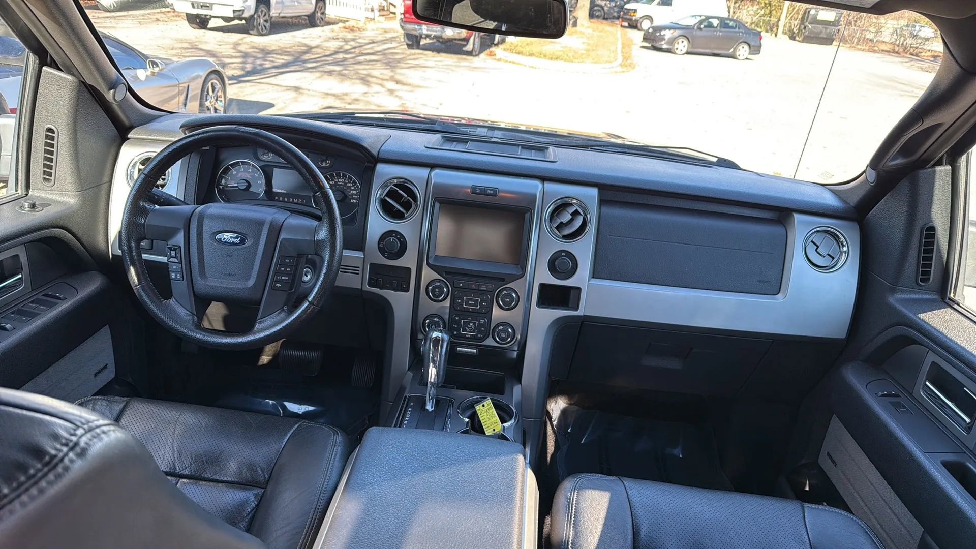 Used 2014 Ford F150 FX4 w/ Equipment Group 402A Luxury image 28