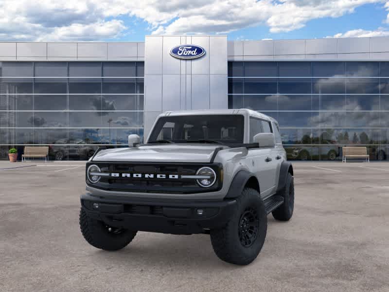New 2026 Ford Bronco Outer Banks w/ Sasquatch Package AWD/4WD image 2