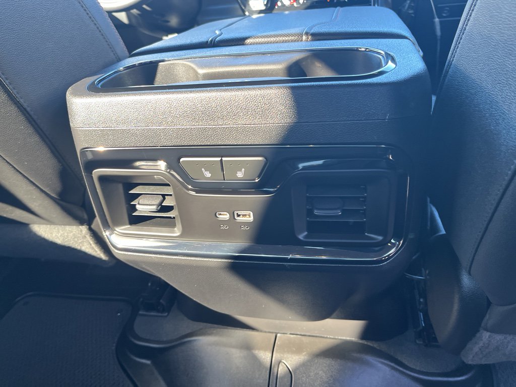 Used 2023 GMC Sierra 1500 AT4 w/ Technology Package image 30