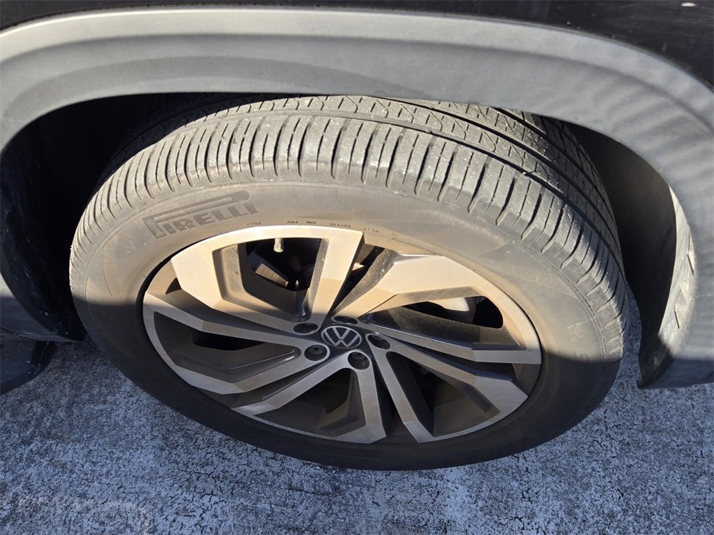 Used 2021 Volkswagen Atlas SEL Premium image 5