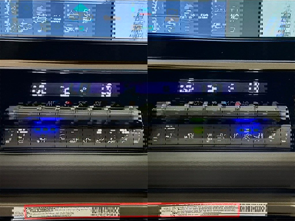 New 2026 Toyota Tundra Platinum image 16