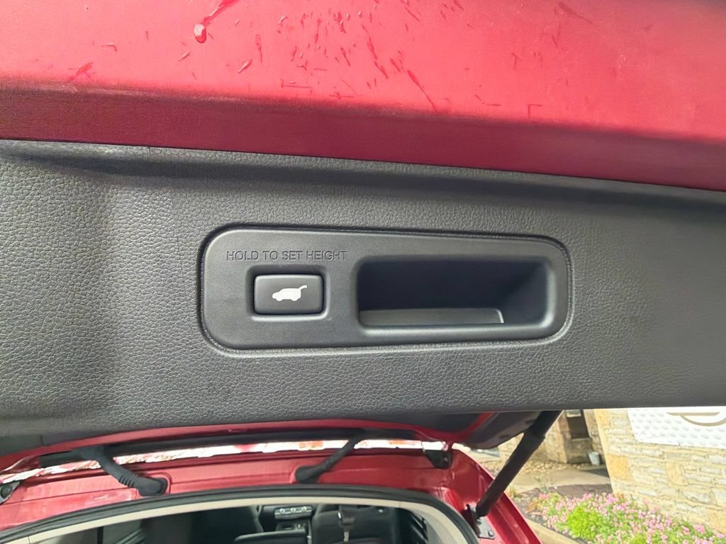 Certified 2024 Honda Pilot Touring image 17