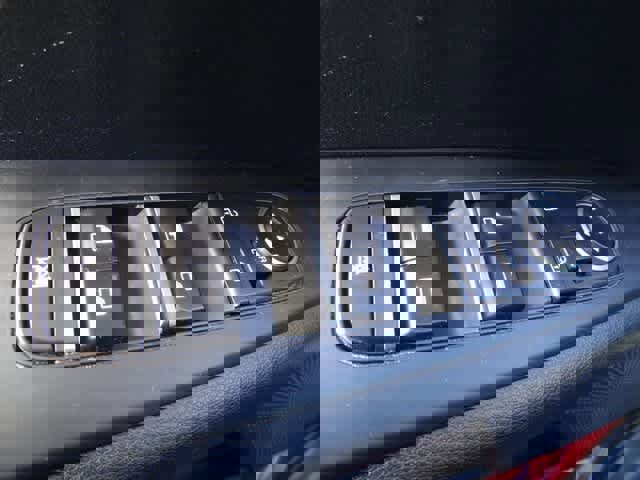 Used 2024 Kia Forte LXS image 13