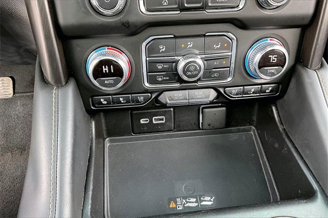 Used 2022 GMC Yukon XL AT4 w/ Max Trailering Package image 16