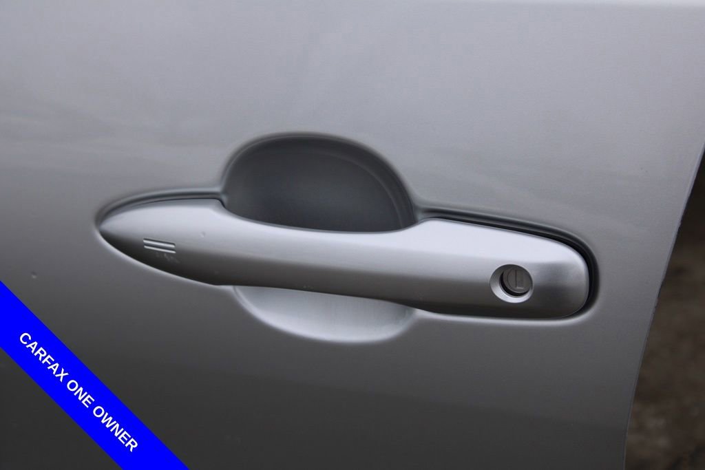 Used 2020 Toyota Prius LE image 15