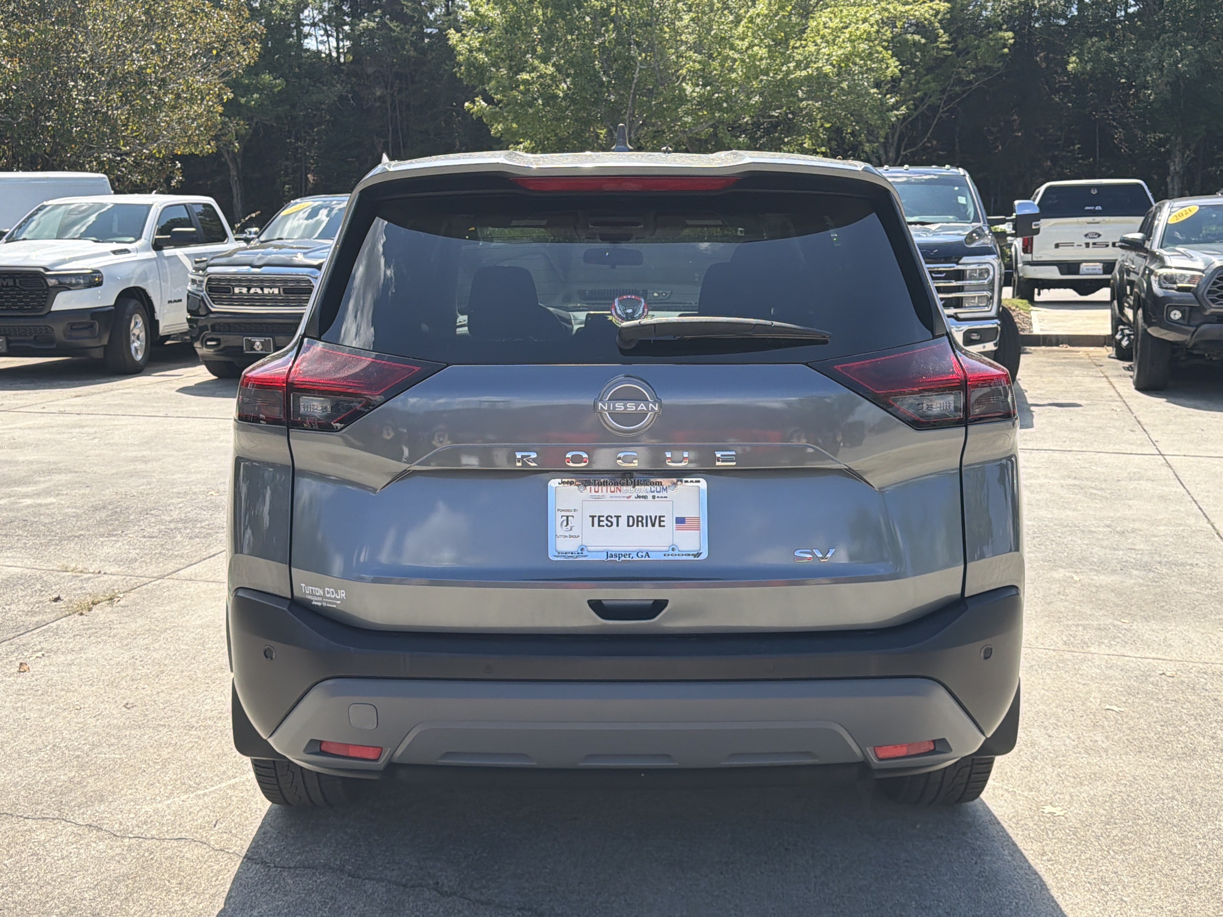 Used 2023 Nissan Rogue SV FWD image 6