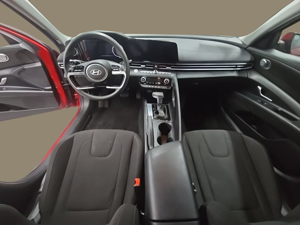 Used 2024 Hyundai Elantra SEL FWD image 27