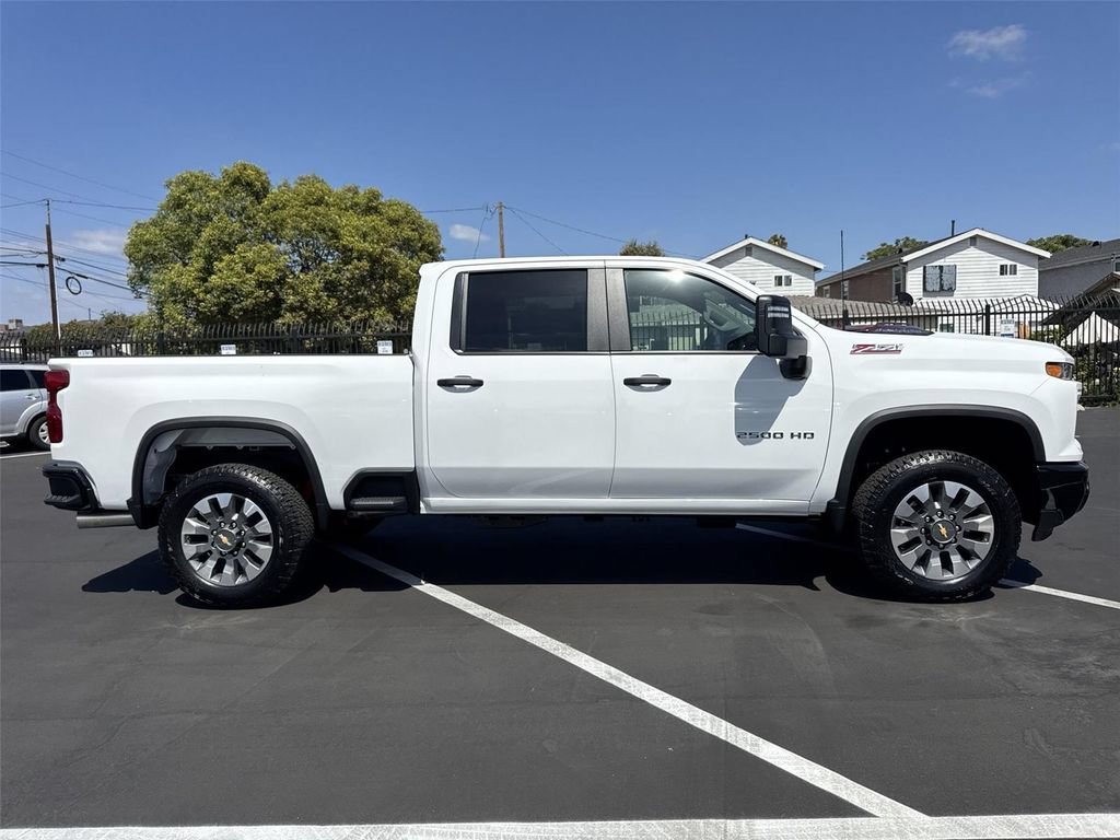 New 2026 Chevrolet Silverado 2500 Custom w/ Custom Value Package AWD/4WD image 4