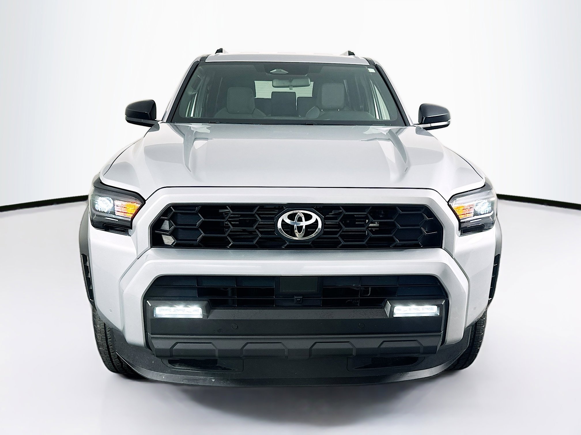 Used 2025 Toyota 4Runner TRD Off-Road image 2