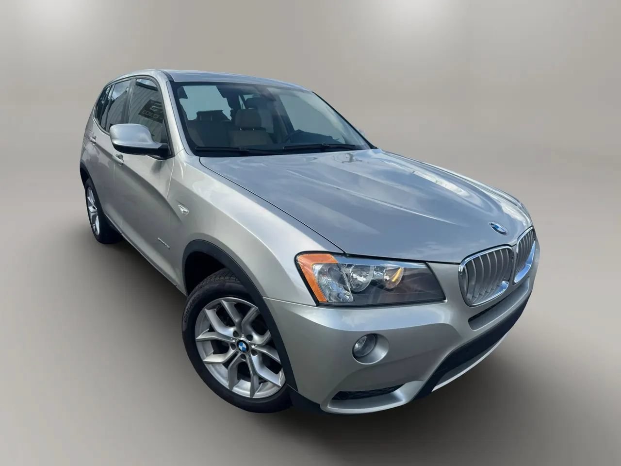 Used 2013 BMW X3 xDrive28i w/ Premium Pkg AWD/4WD image 2