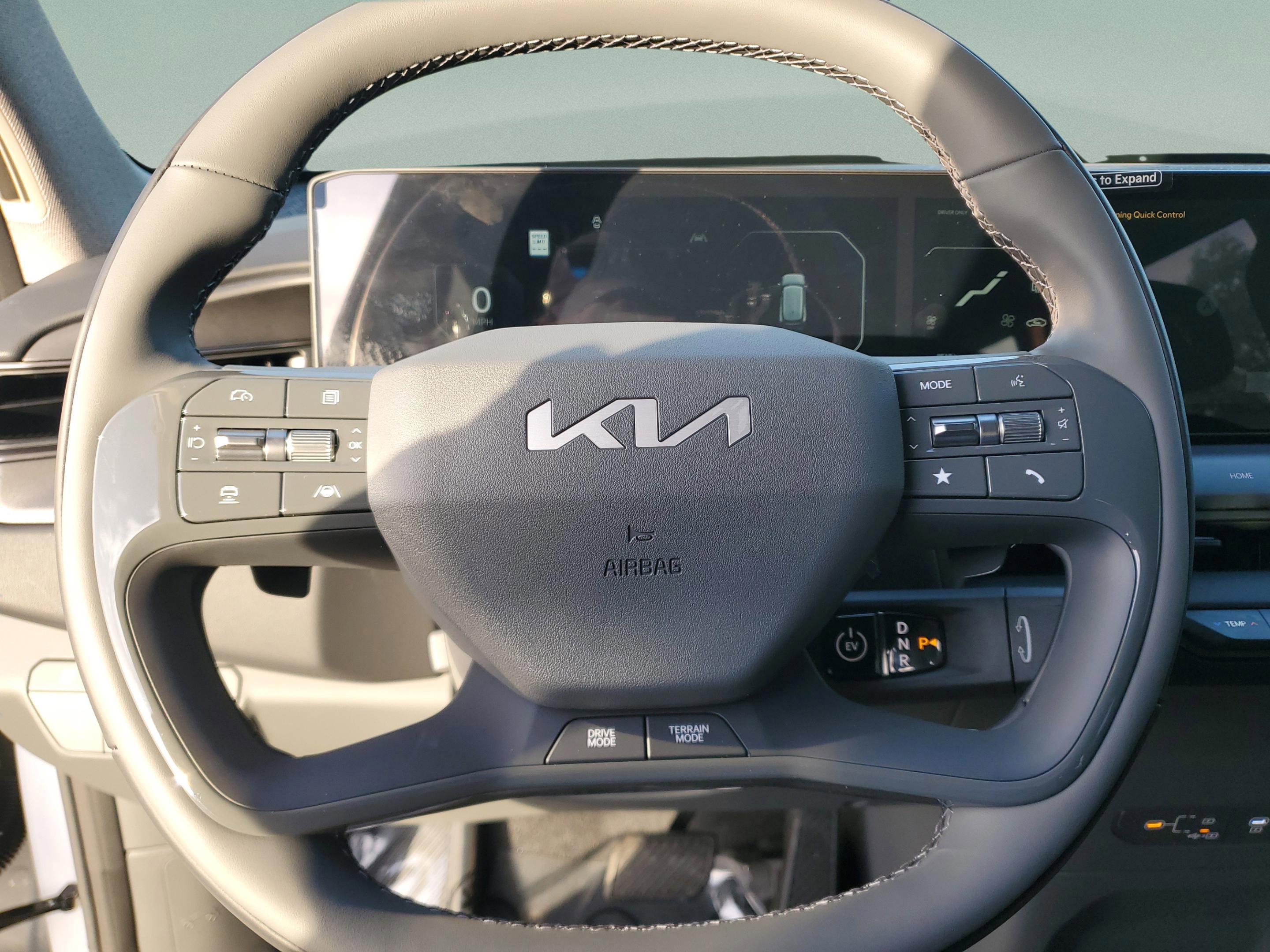 New 2026 Kia EV9 Wind AWD/4WD image 15