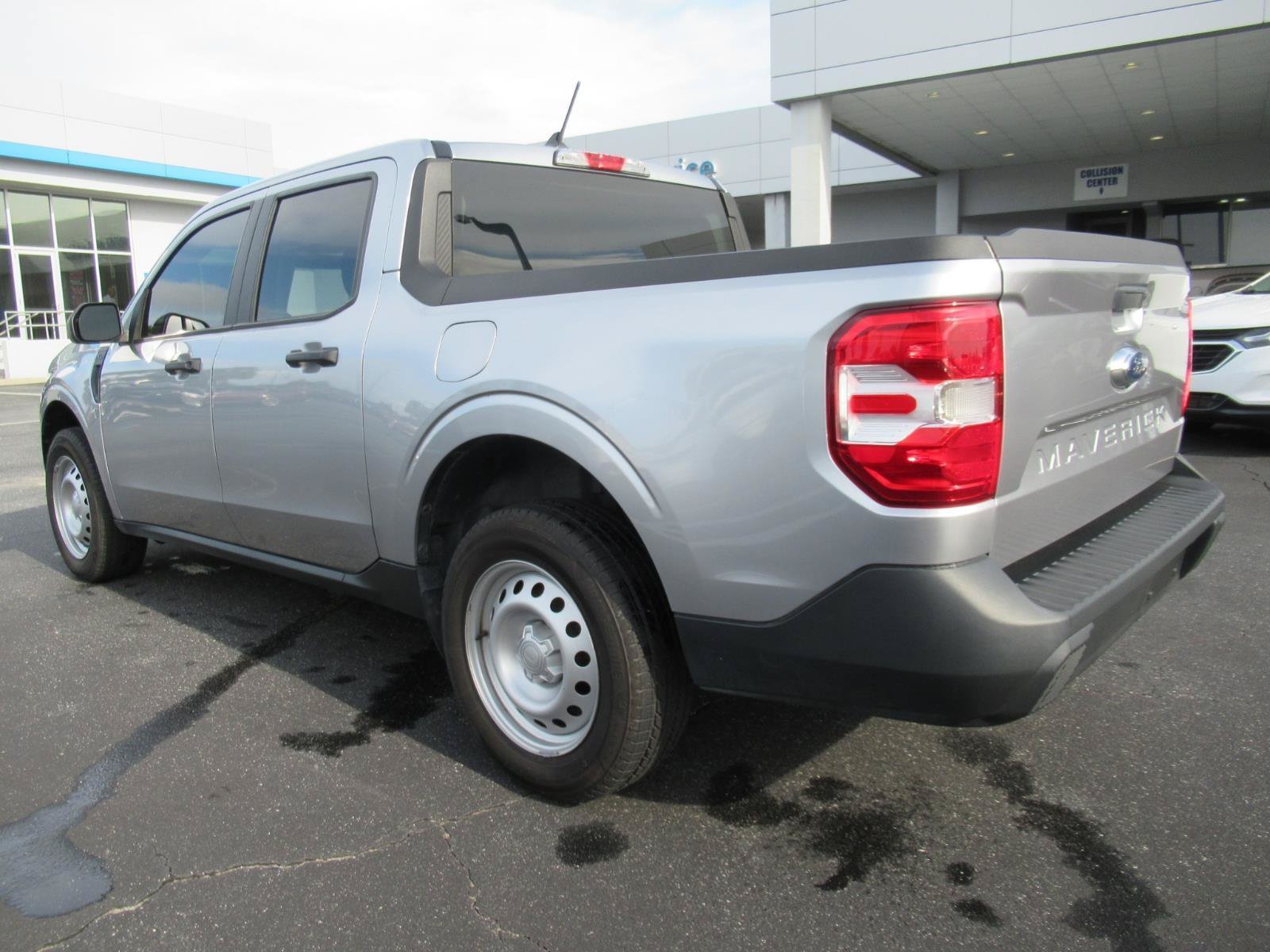 Used 2022 Ford Maverick XL FWD image 6