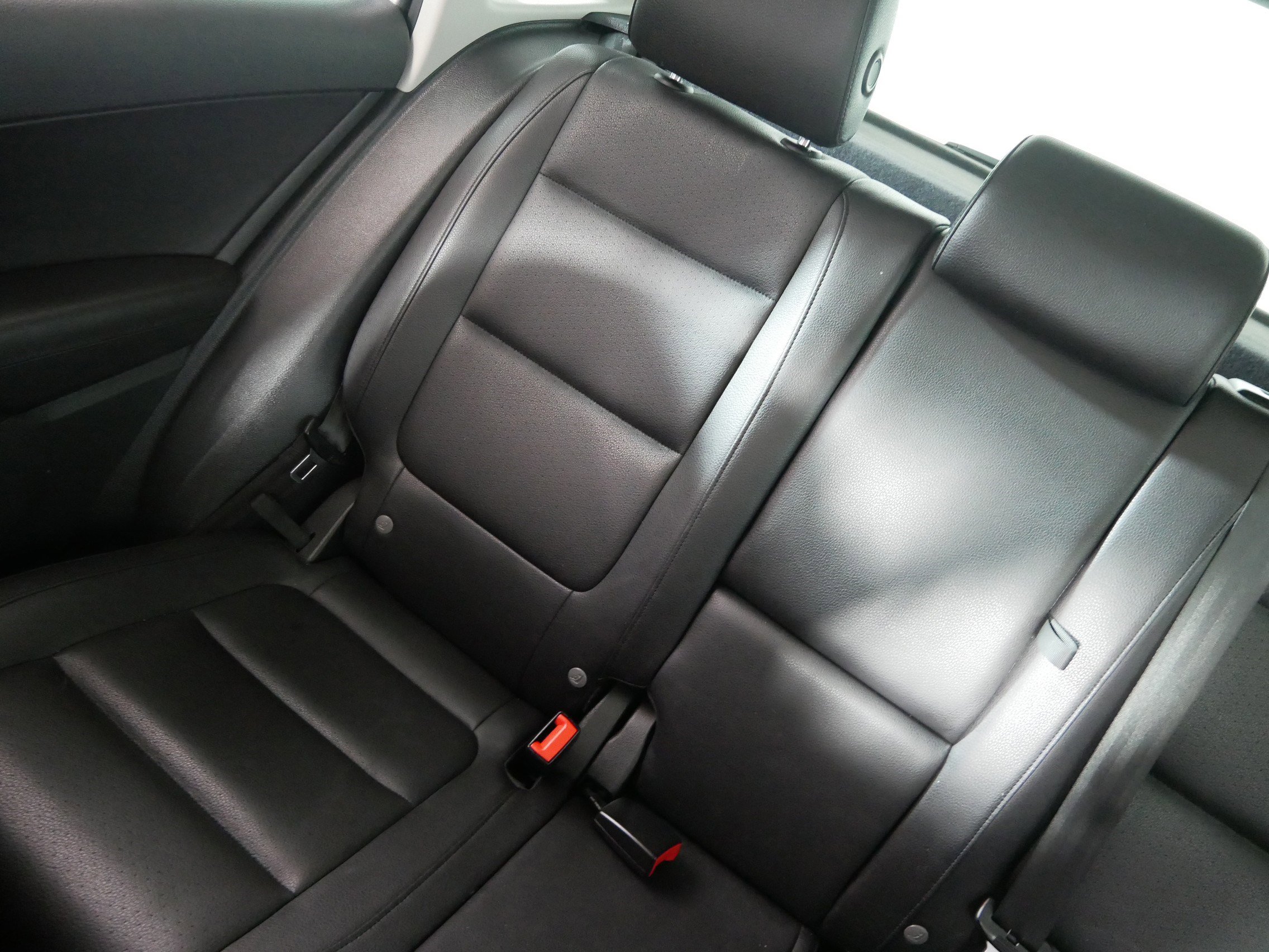 Used 2014 Volkswagen Tiguan SEL AWD/4WD image 12