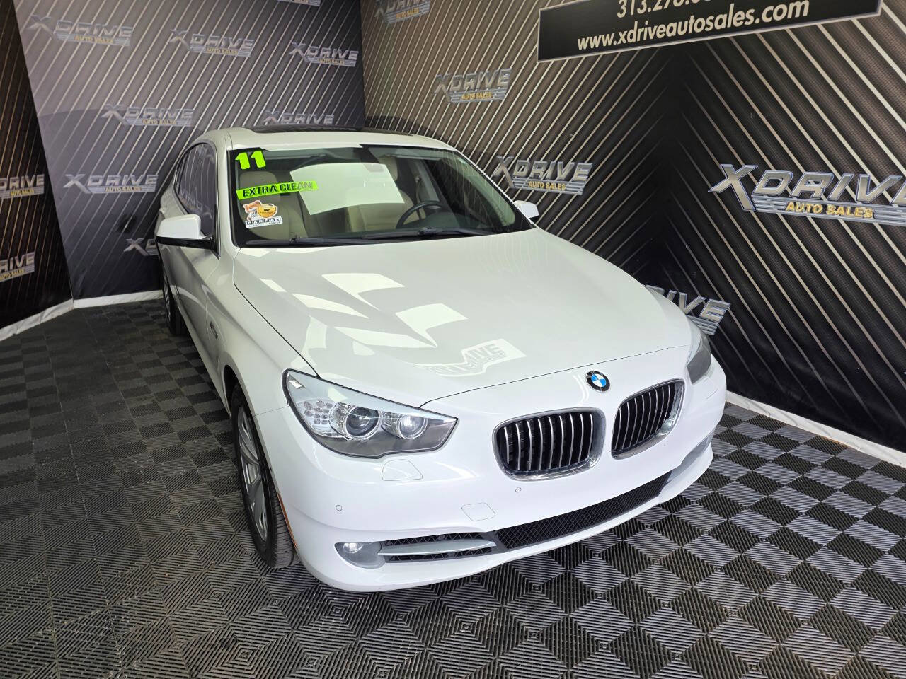 Used 2011 BMW 535i Gran Turismo RWD image 6