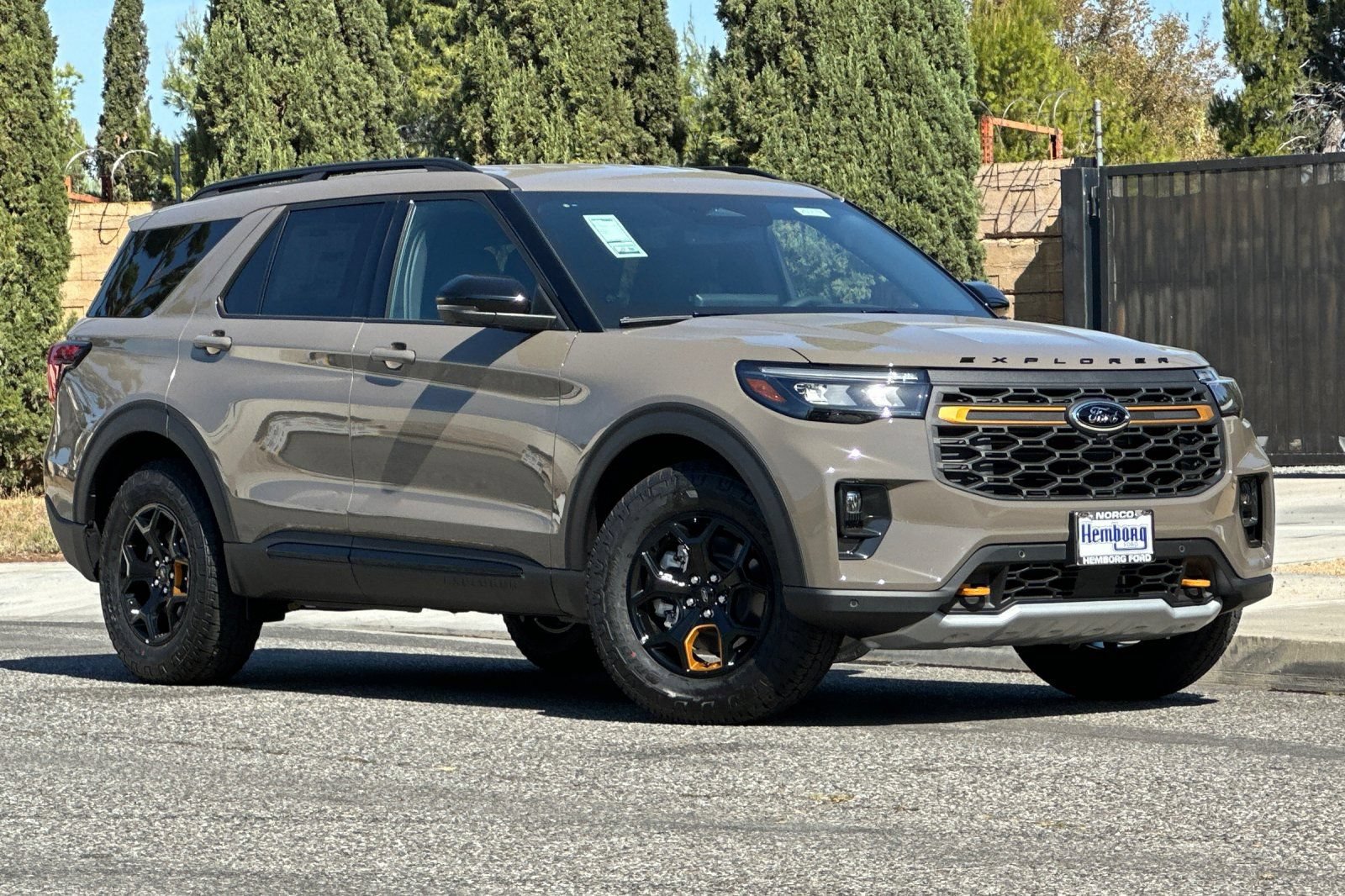New 2026 Ford Explorer Tremor w/ Tremor Convenience Package AWD/4WD image 2