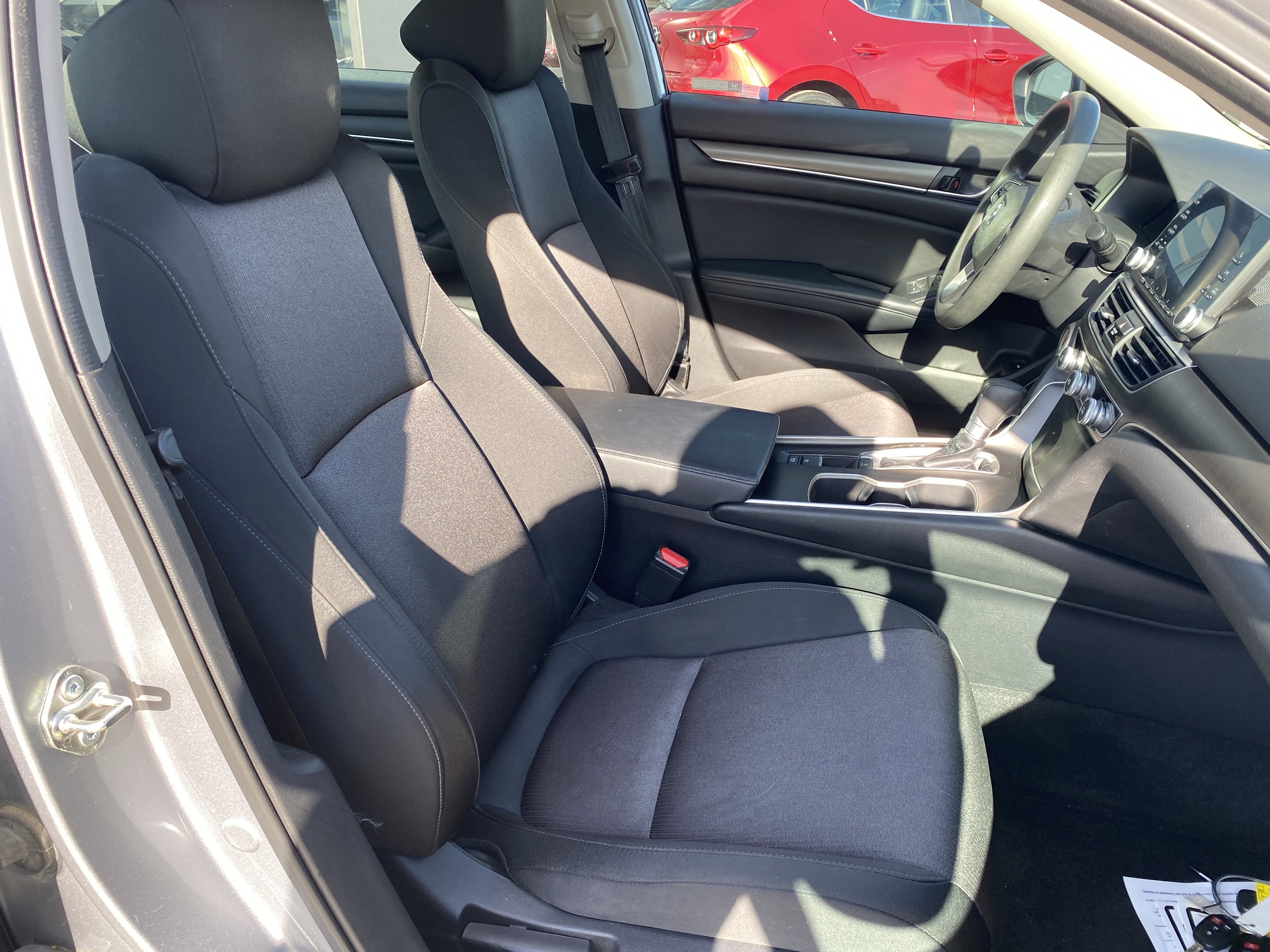Used 2018 Honda Accord LX image 24