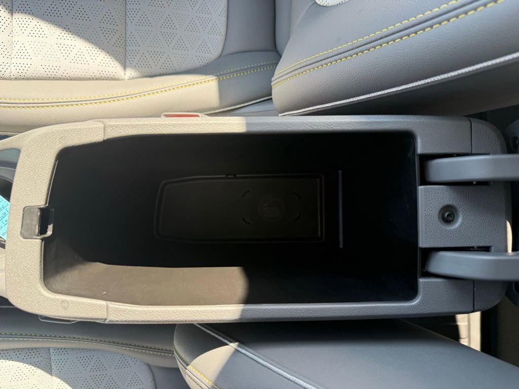 Used 2023 Chevrolet Bolt EUV Premier w/ Sun & Sound Package image 41