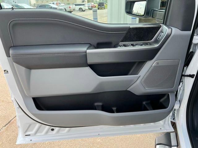 New 2026 Ford F250 4x4 Crew Cab Super Duty image 13