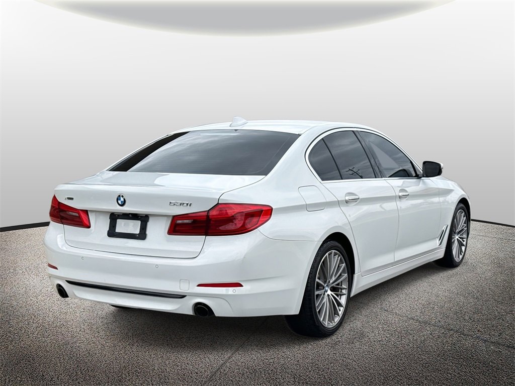 Used 2018 BMW 530i xDrive video 2