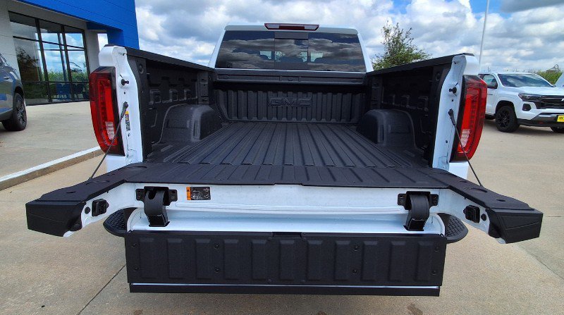 New 2026 GMC Sierra 1500 SLT w/ SLT Premium Plus Package AWD/4WD image 8