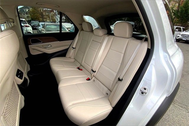 Used 2025 Mercedes-Benz GLE 350 4MATIC image 17