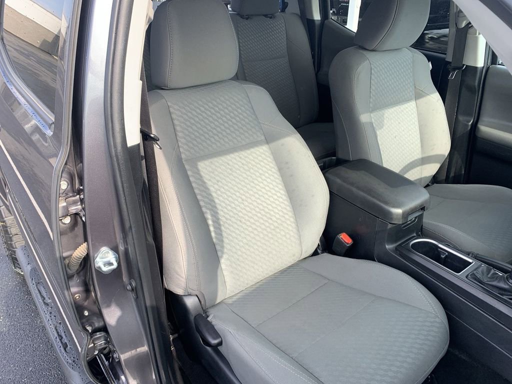 Used 2022 Toyota Tacoma SR image 23