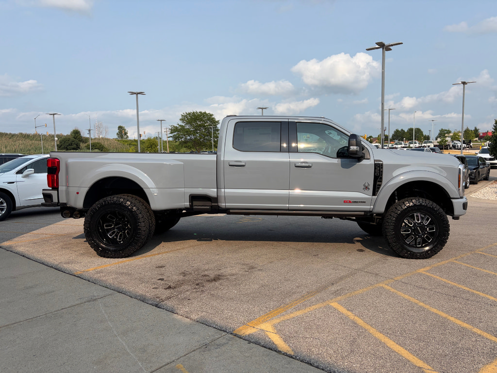 New 2026 Ford F350 Platinum AWD/4WD image 5